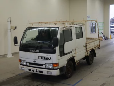 Nissan TRUCK  с аукциона в Японии