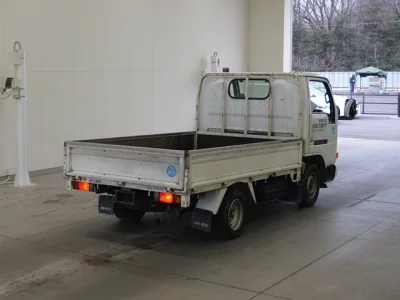 Nissan TRUCK  с аукциона в Японии