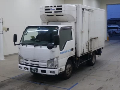 Nissan TRUCK  с аукциона в Японии