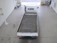 Hino DUTRO лот № 19 оценка R  с аукциона в Японии 2