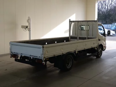 Hino DUTRO  с аукциона в Японии