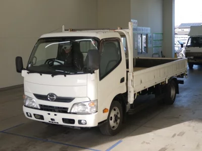 Hino DUTRO  с аукциона в Японии