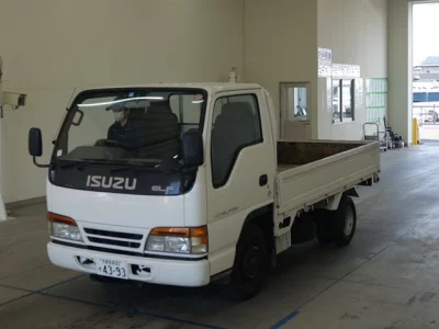 Isuzu ELF