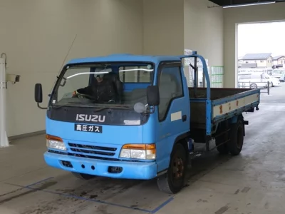 Isuzu ELF