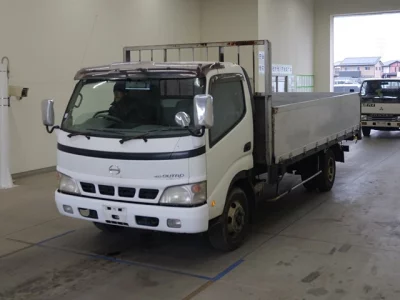 Hino DUTRO  с аукциона в Японии