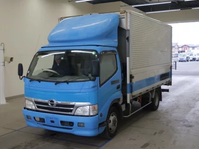 Hino DUTRO  с аукциона в Японии