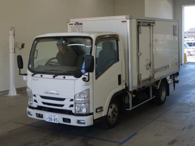 Isuzu ELF
