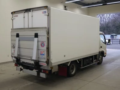 Hino DUTRO  с аукциона в Японии