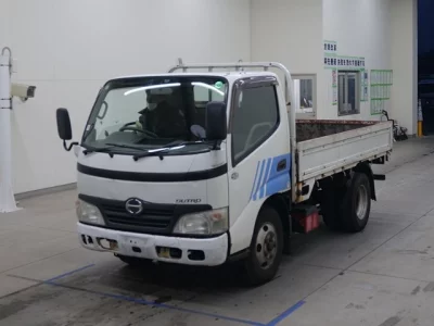 Hino DUTRO  с аукциона в Японии
