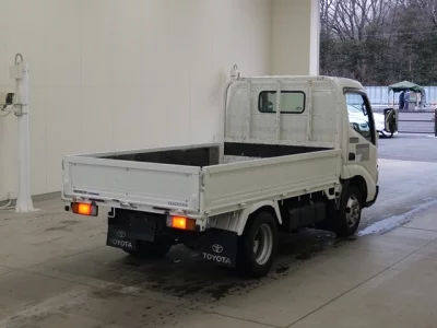 Hino DUTRO  с аукциона в Японии