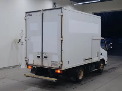 Hino DUTRO  с аукциона в Японии