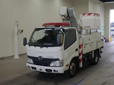 Hino DUTRO  с аукциона в Японии