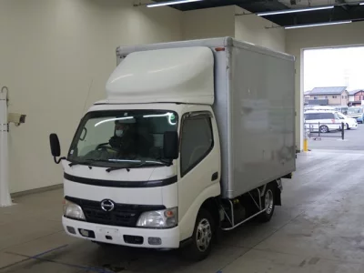 Hino DUTRO  с аукциона в Японии