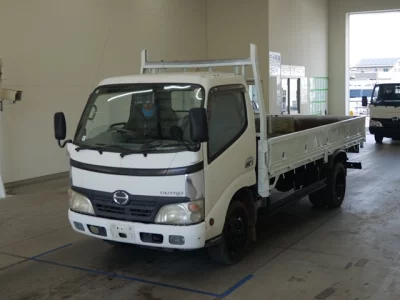 Hino DUTRO  с аукциона в Японии
