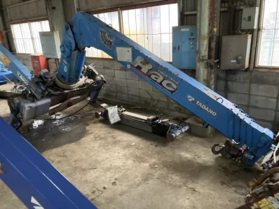 TADANO CRANE