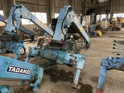 TADANO CRANE
