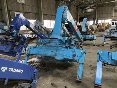 TADANO CRANE