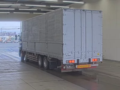 Hino PROFIA  с аукциона в Японии