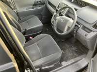 Toyota VOXY лот № 20144 оценка RA  с аукциона в Японии 7