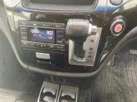 Nissan ELGRAND лот № 20058 оценка 3.5  с аукциона в Японии 4