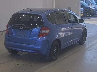 Honda FIT  с аукциона в Японии