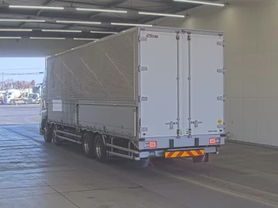 Hino PROFIA  с аукциона в Японии