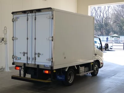 Hino DUTRO  с аукциона в Японии