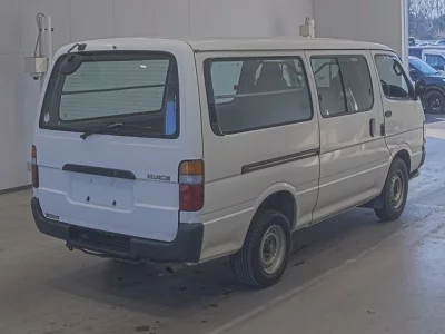 Toyota HIACE VAN  с аукциона в Японии