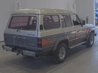 Toyota LAND CRUISER лот № 20051 оценка 3  с аукциона в Японии 1