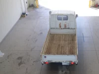 Toyota DYNA лот № 1572 оценка 3.5  с аукциона в Японии 2