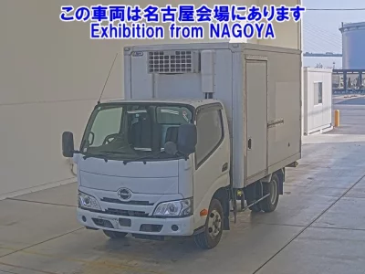 Hino DUTRO  с аукциона в Японии