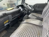 Nissan ATLAS лот № 1593 оценка R  с аукциона в Японии 4