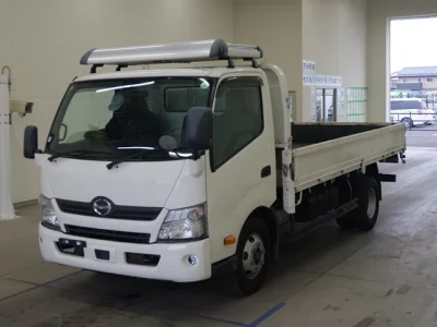 Hino DUTRO  с аукциона в Японии