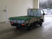 Toyota DYNA лот № 1689 оценка 2  с аукциона в Японии 1