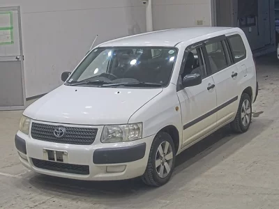 Toyota SUCCEED  с аукциона в Японии