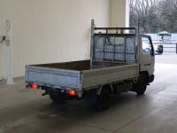 Nissan ATLAS лот № 1674 оценка 3  с аукциона в Японии 1