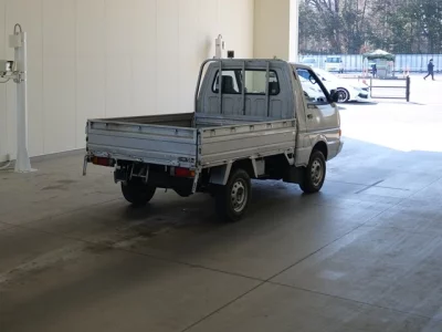 Nissan VANETTE TRUCK  с аукциона в Японии