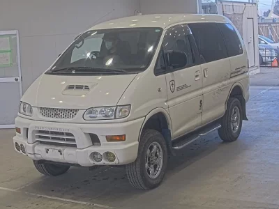 Mitsubishi DELICA