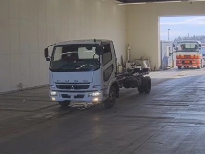 Mitsubishi FUSO FIGHTER  с аукциона в Японии