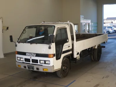 Isuzu ELF