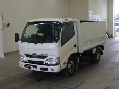 Hino DUTRO  с аукциона в Японии
