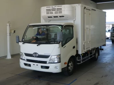 Hino DUTRO  с аукциона в Японии