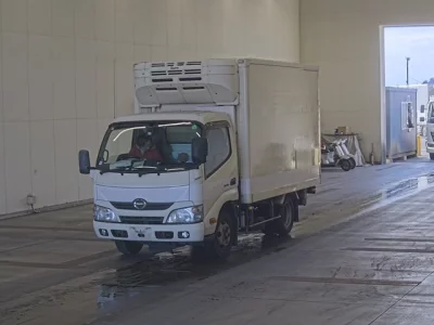 Hino DUTRO  с аукциона в Японии