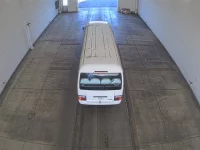 Hino BUS лот № 3365 оценка R  с аукциона в Японии 2