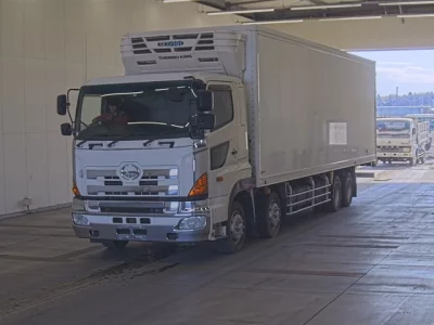 Hino PROFIA  с аукциона в Японии