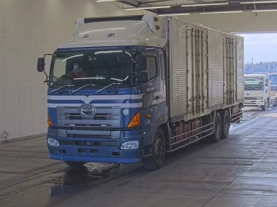 Hino PROFIA  с аукциона в Японии