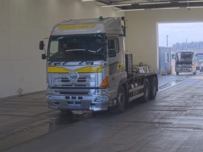 Hino PROFIA  с аукциона в Японии