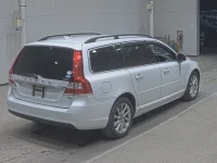 Volvo V70 лот № 20353 оценка 3.5  с аукциона в Японии 1