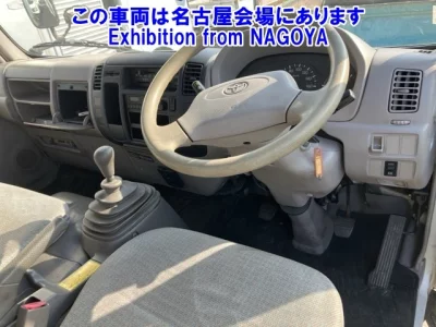 Toyota DYNA  с аукциона в Японии