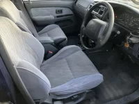 Toyota HILUX SURF лот № 20273 оценка 3  с аукциона в Японии 7